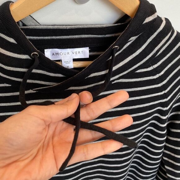 AMOUR VERT Kaitlyn Striped Pullover Sweater - Picture 5 of 10